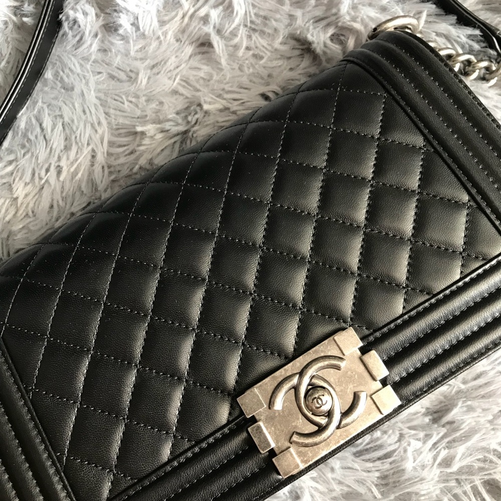 Chanel Le Boy View 3